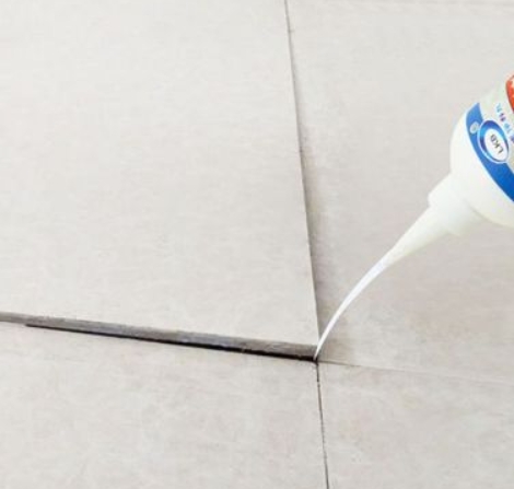 港口瓷砖空鼓维修公司分享卫生间瓷砖脱落的原因可能有以下几点